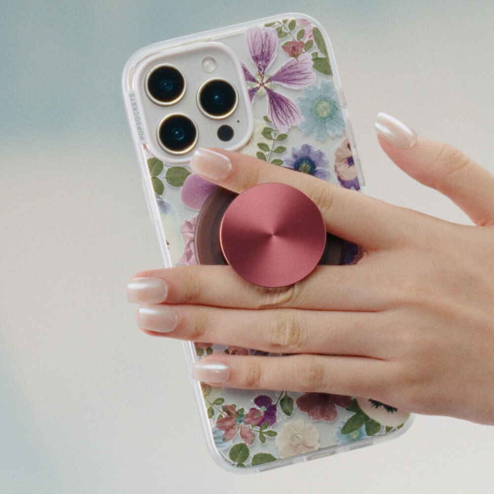 Pressed Flowers — iPhone 17 Pro MagSafe Case
