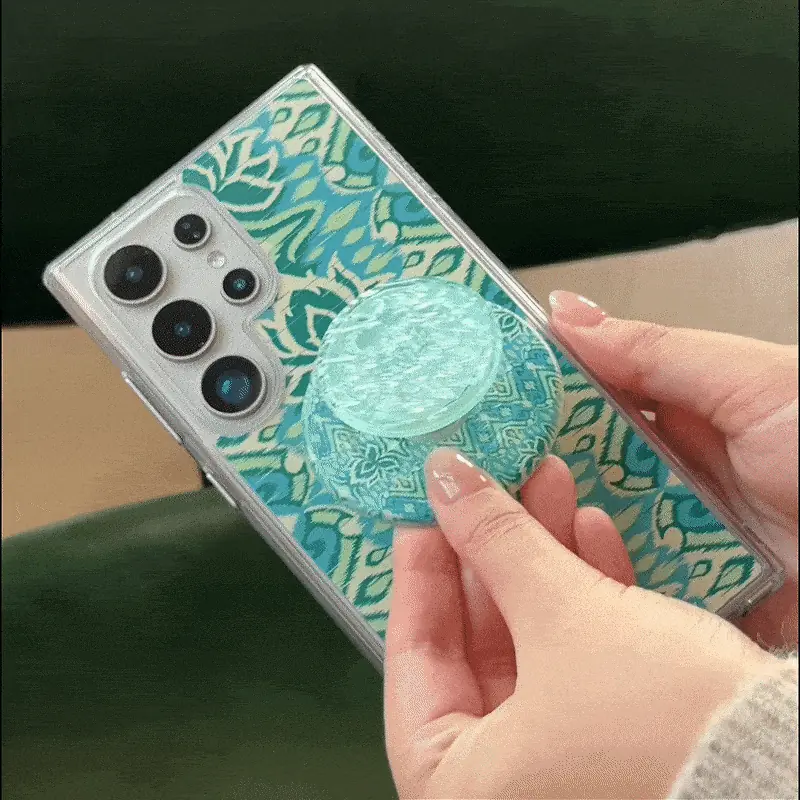 White Lotus Textile — Samsung Galaxy S25+ MagSafe Case 4 White Lotus Textile — Samsung Galaxy S25+ MagSafe Case